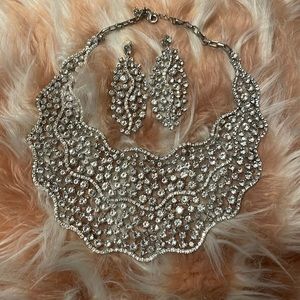 Beautiful necklace and earring set